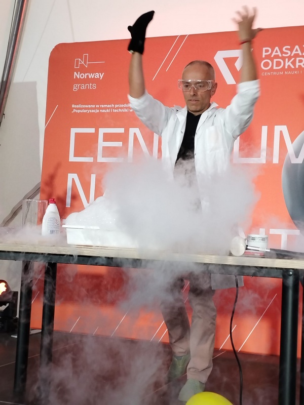 Festiwal Nauki i Techniki - podsumowanie pierwszego dnia